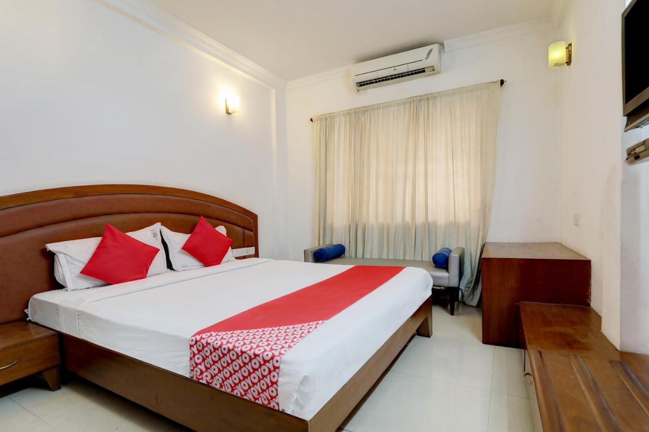 Hotel Oyo 44065 Sri Krishna Nilaya à Bangalore Extérieur photo