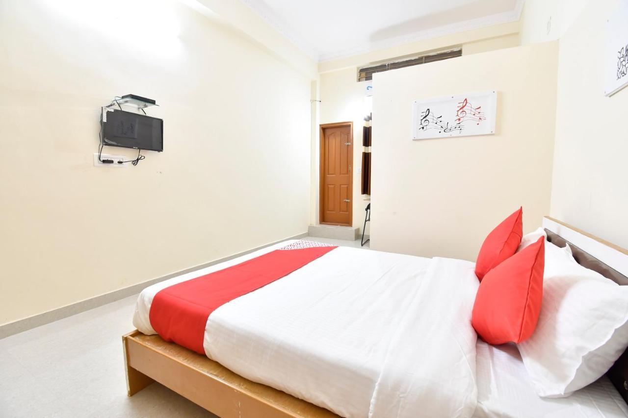Hotel Oyo 44065 Sri Krishna Nilaya à Bangalore Extérieur photo